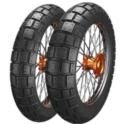 CST 130/70-17 CM-AD01 POST 62S